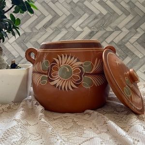 Terracota pot with lid 6qt